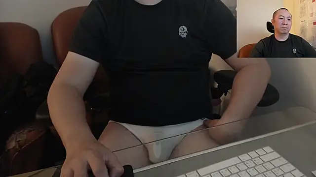 Snapshot of chih515 chatting on 02/26/25, 06:47 chih515 online show from 02/26/25, 06:47