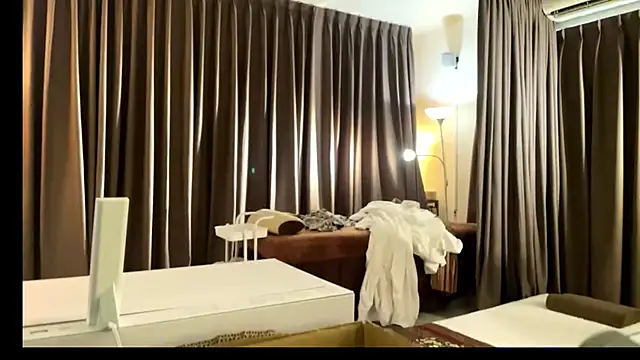 Snapshot of chih515 chatting on 09/16/25, 06:03 chih515 online show from 09/16/25, 06:03