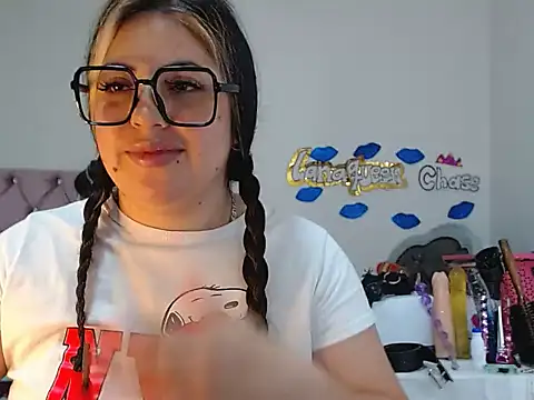 lanaqueen699 online show from 02/10/25, 03:21