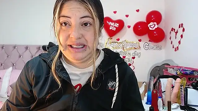 lanaqueen699 online show from 02/26/25, 12:25