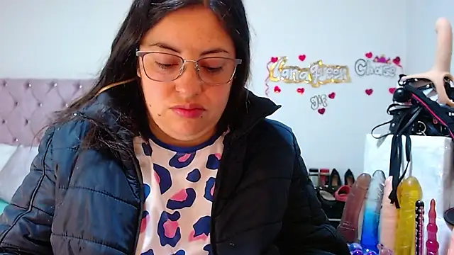 lanaqueen699 online show from 09/26/25, 12:20