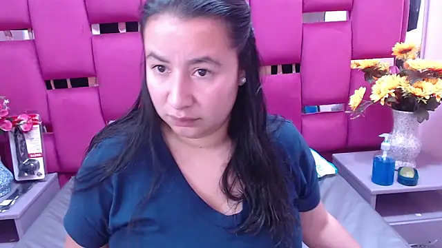 Snapshot of NaomyPrinces chatting on 01/08/25, 01:31 NaomyPrinces online show from 01/08/25, 01:31