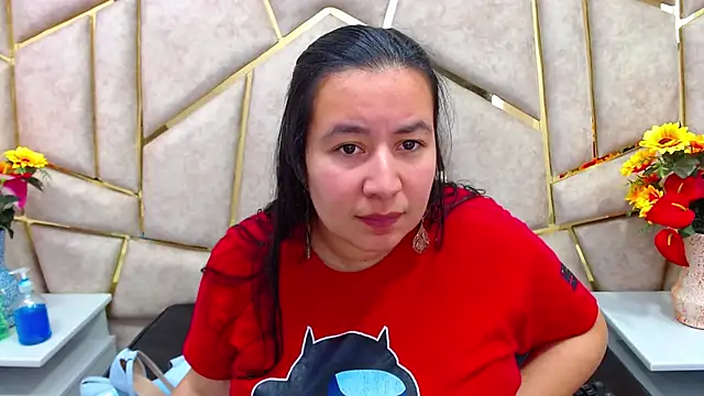 Snapshot of NaomyPrinces chatting on 02/12/25, 01:48 NaomyPrinces online show from 02/12/25, 01:48