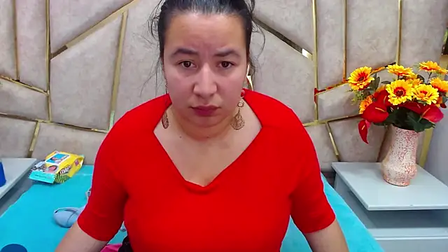 Snapshot of NaomyPrinces chatting on 02/14/25, 01:29 NaomyPrinces online show from 02/14/25, 01:29