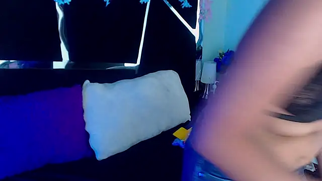 UnderBaby  online show from 01/16/25, 08:46