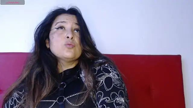 amydeepqueen online show from 12/12/24, 11:40