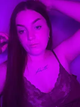 Snapshot of lera2022 chatting on 10/08/25, 08:28 lera2022 online show from 10/08/25, 08:28