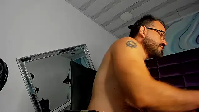 SbasTone Muscle online show from 02/13/25, 01:48