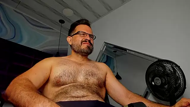 SbasTone Muscle online show from 02/18/25, 01:33