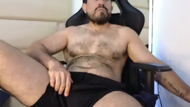 SbasTone Muscle online show from 12/16/25, 03:06