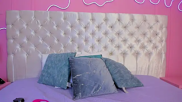 Snapshot of Mai_higurashi chatting on 09/11/25, 07:47 Mai higurashi online show from 09/11/25, 07:47