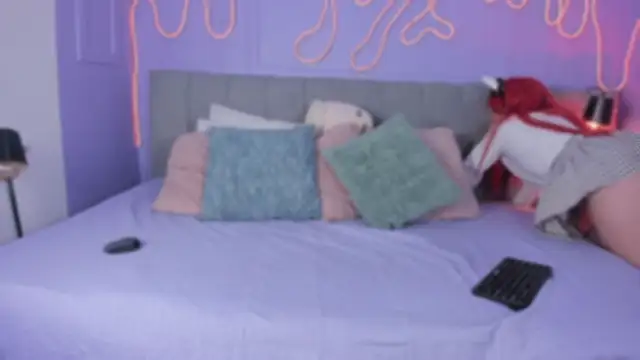 Snapshot of Mai_higurashi chatting on 12/17/25, 07:53 Mai higurashi online show from 12/17/25, 07:53