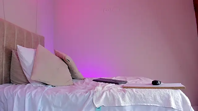  angela x online show from 01/24/25, 11:37