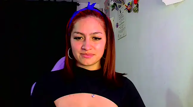 lucycherry   online show from 02/05/25, 04:16