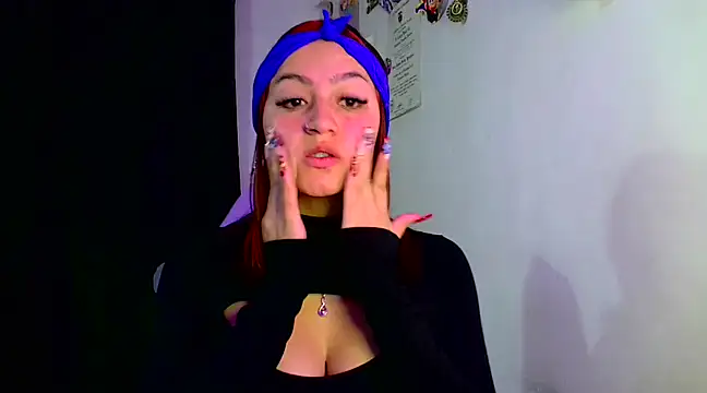 lucycherry   online show from 02/05/25, 07:18