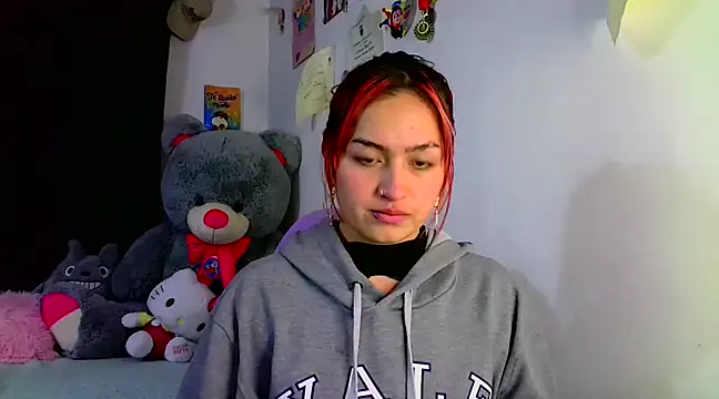 lucycherry   online show from 03/07/25, 04:02