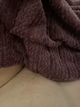 Snapshot of Meeedooo69 chatting on 03/28/26, 03:22 Meeedooo69 online show from 03/28/26, 03:22