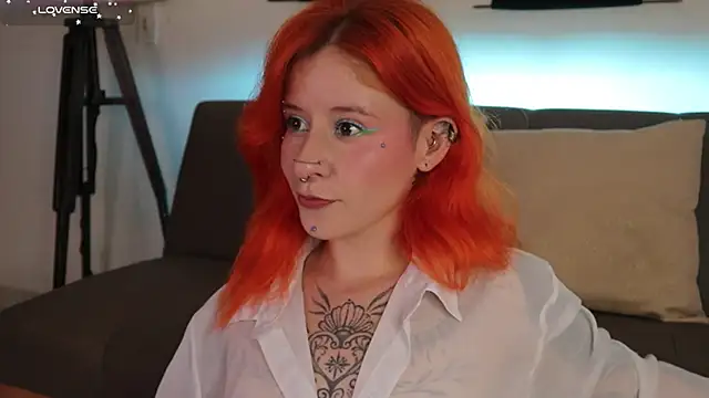 Snapshot of Daarlene chatting on 03/04/26, 06:25 Daarlene online show from 03/04/26, 06:25