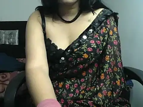 Snapshot of BIG_HEARTED chatting on 01/29/25, 01:27 BIG HEARTED online show from 01/29/25, 01:27