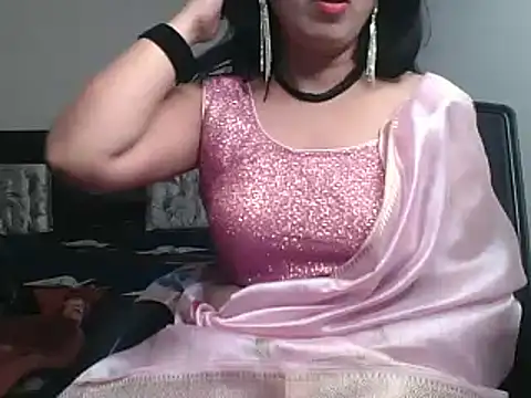 Snapshot of BIG_HEARTED chatting on 02/04/25, 10:34 BIG HEARTED online show from 02/04/25, 10:34