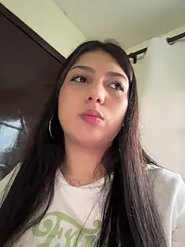 Maii chan online show from 01/25/25, 10:39