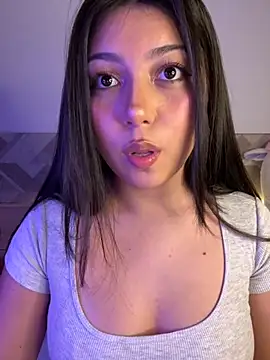 Maii chan online show from 12/18/25, 05:35