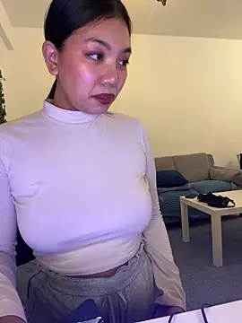 Snapshot of NaughtyMe chatting on 01/18/25, 07:58 NaughtyMe online show from 01/18/25, 07:58