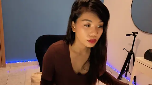 Snapshot of NaughtyMe chatting on 10/16/25, 06:36 NaughtyMe online show from 10/16/25, 06:36