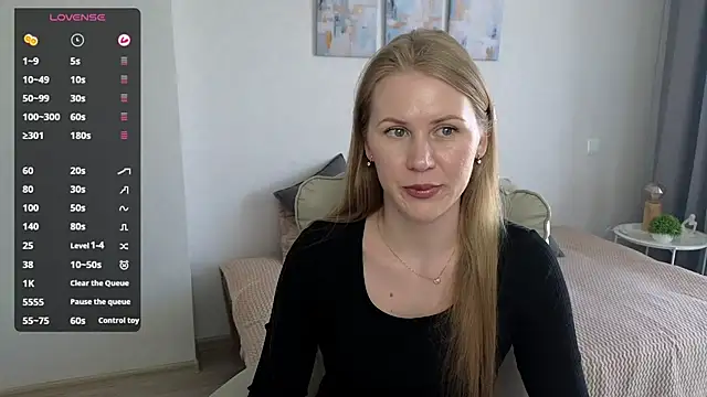 Snapshot of IsabelAllen chatting on 04/15/26, 11:06 IsabelAllen online show from 04/15/26, 11:06