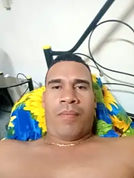 Snapshot of adriel_perez chatting on 05/16/26, 02:19 adriel perez online show from 05/16/26, 02:19