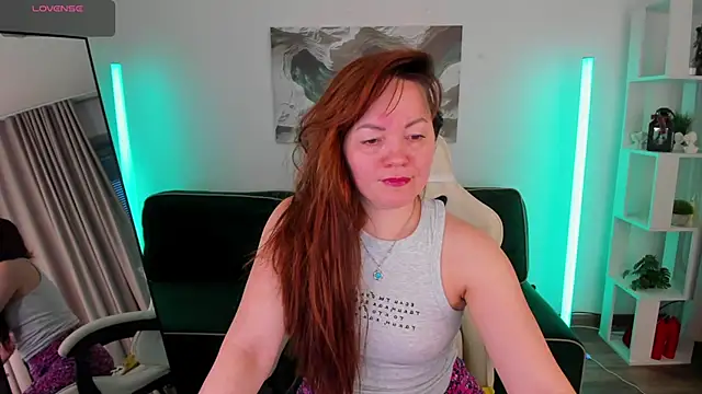 VanessaSmuth online show from 02/18/26, 01:56