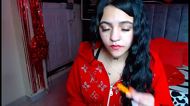 Violettasquirt online show from 03/12/25, 08:10