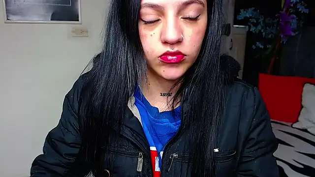 Violettasquirt online show from 02/20/26, 01:44