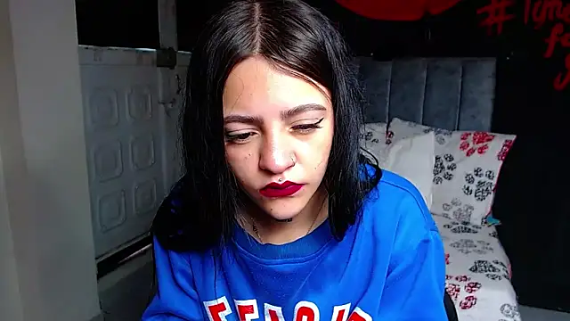 Violettasquirt online show from 03/30/26, 01:23