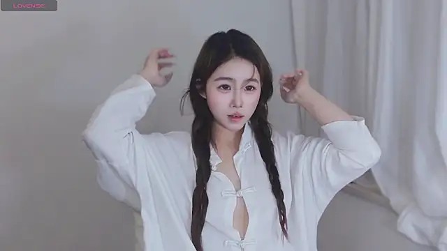 Hazel-11 online show from 03/13/25, 02:01