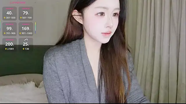 Hazel-11 online show from 01/10/26, 02:19