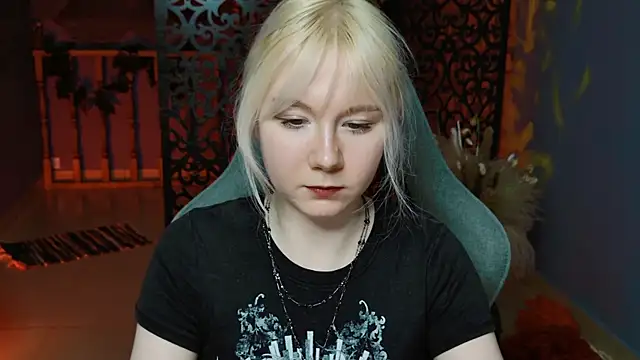 NancyMartinez online show from 01/22/25, 02:03