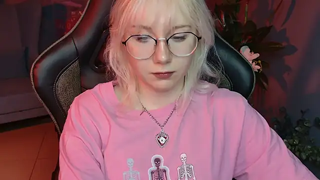 NancyMartinez online show from 02/18/25, 11:22