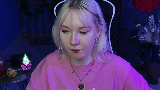 NancyMartinez online show from 03/19/25, 08:12