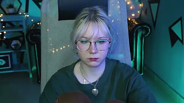 NancyMartinez online show from 03/21/25, 08:17