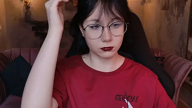 NancyMartinez online show from 11/06/25, 09:10