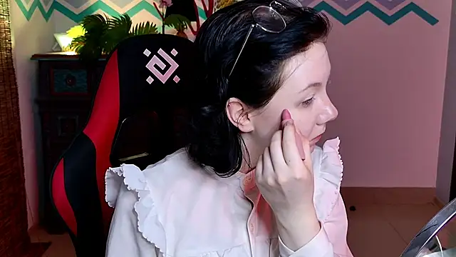 NancyMartinez online show from 11/08/25, 09:09