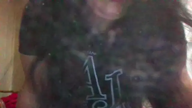 Snapshot of biuv chatting on 10/12/25, 10:14 biuv online show from 10/12/25, 10:14
