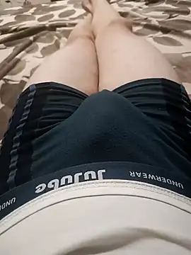 red red00 online show from 02/06/25, 02:37