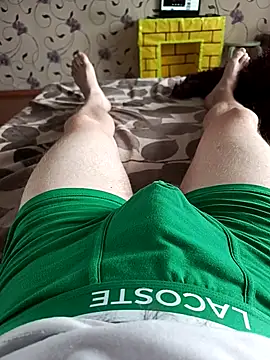 red red00 online show from 03/19/25, 10:44