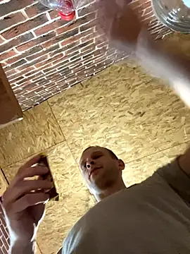 red red00 online show from 11/07/25, 04:07