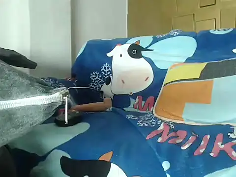 latinboydig online show from 02/10/25, 01:24