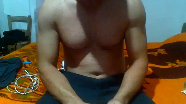 Snapshot of petan33 chatting on 10/23/25, 10:30 petan33 online show from 10/23/25, 10:30