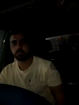 Snapshot of petan33 chatting on 11/20/25, 03:34 petan33 online show from 11/20/25, 03:34