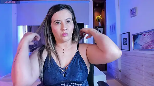 Susann Ross online show from 02/09/25, 12:08